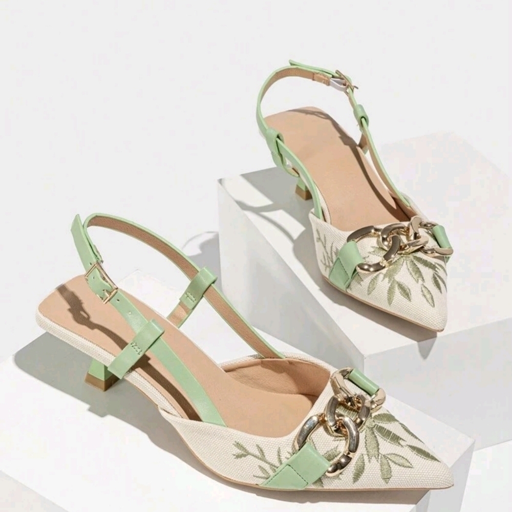Women's Fashion High Heel Shoes With Pointed Toe, Metal Buckle & Embroidered - Picture 2 of 6